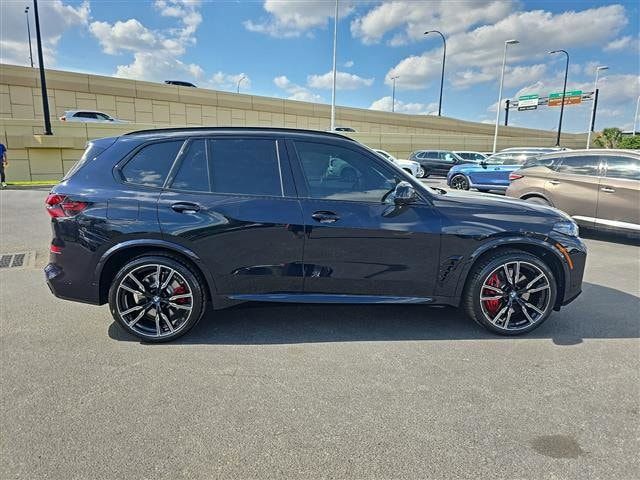 2025 BMW X5 M60i