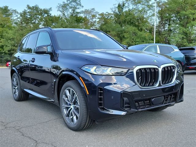 2025 BMW X5 M60i