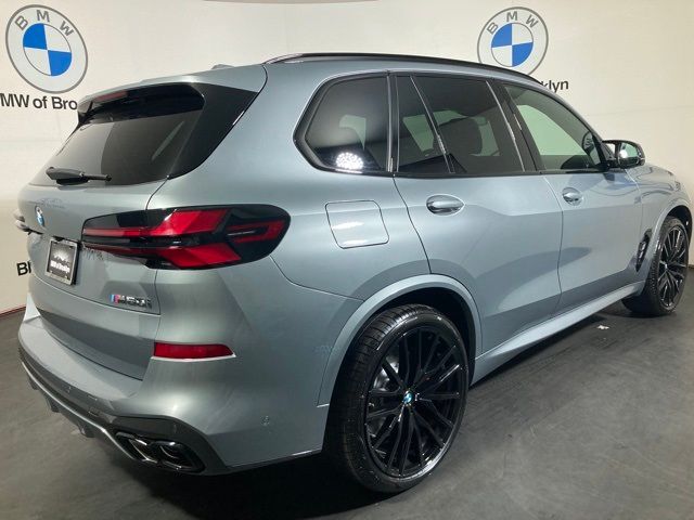 2025 BMW X5 M60i