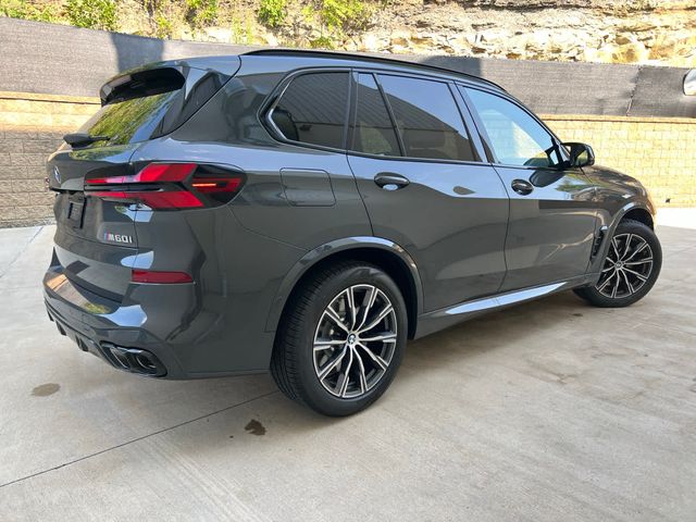 2025 BMW X5 M60i