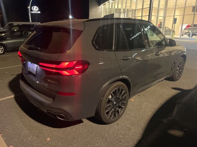 2025 BMW X5 M60i