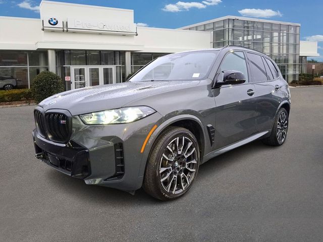 2025 BMW X5 M60i