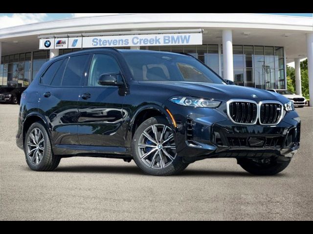 2025 BMW X5 M60i