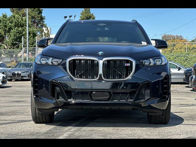 2025 BMW X5 M60i