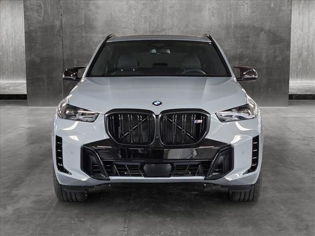 2025 BMW X5 M60i