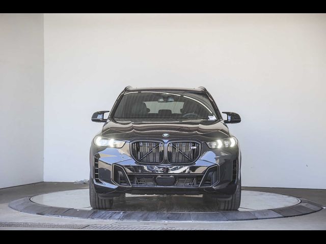 2025 BMW X5 M60i