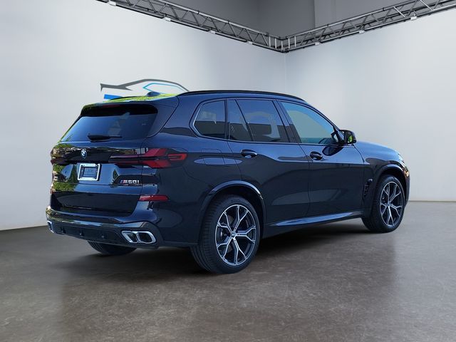 2025 BMW X5 M60i