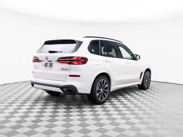 2025 BMW X5 M60i