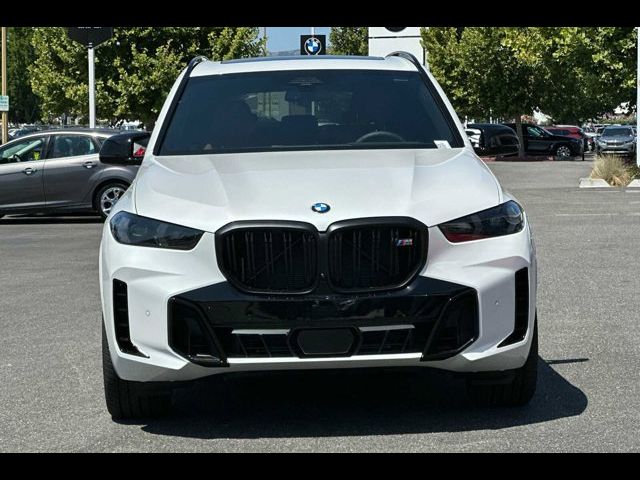 2025 BMW X5 M60i