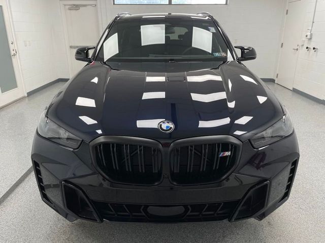 2025 BMW X5 M60i