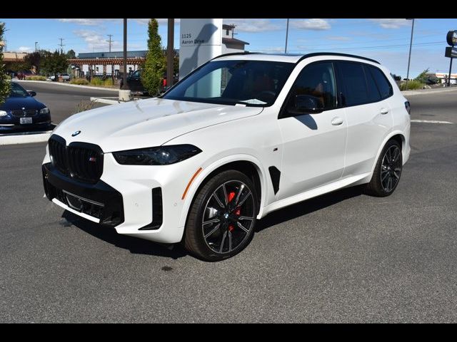 2025 BMW X5 M60i