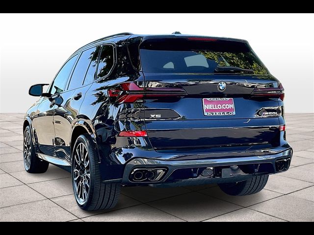 2025 BMW X5 M60i