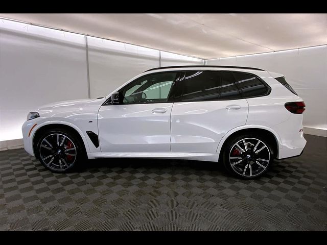 2025 BMW X5 M60i