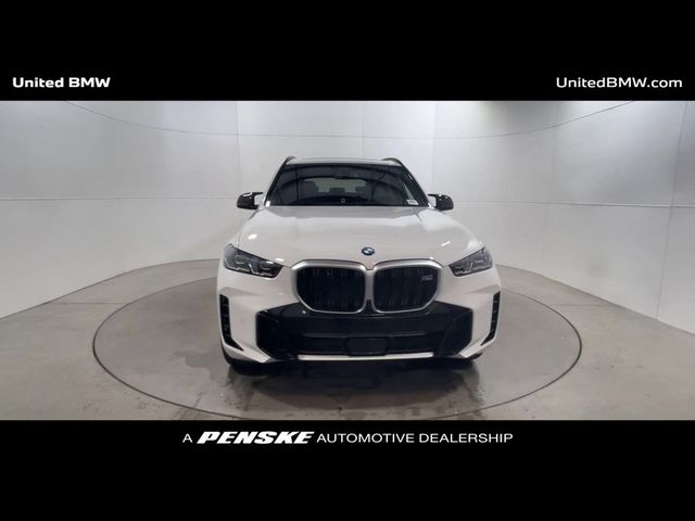 2025 BMW X5 M60i