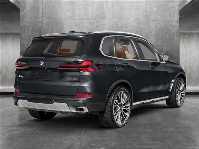 2025 BMW X5 M60i