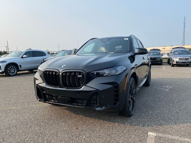 2025 BMW X5 M60i