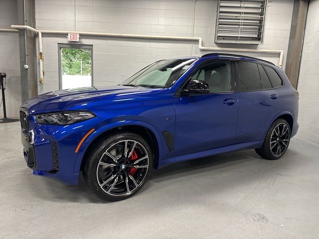 2025 BMW X5 M60i