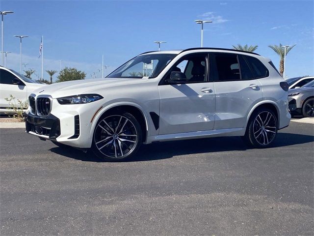 2025 BMW X5 M60i