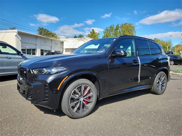 2025 BMW X5 M60i