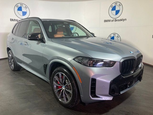 2025 BMW X5 M60i