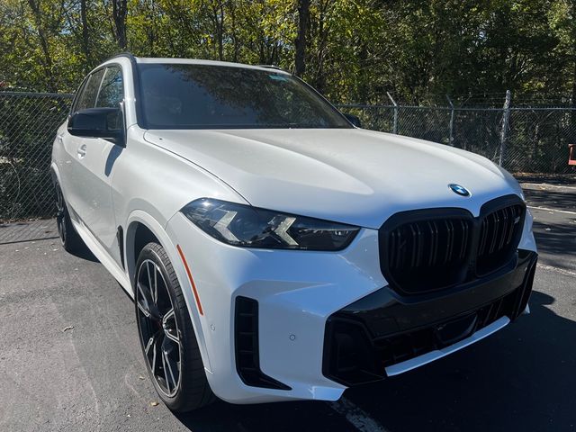 2025 BMW X5 M60i