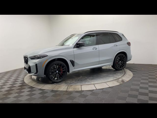 2025 BMW X5 M60i