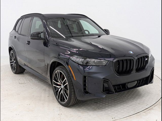 2025 BMW X5 M60i