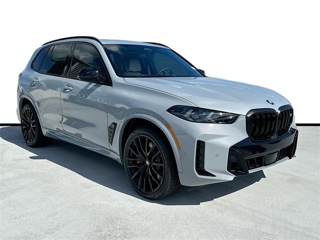 2025 BMW X5 M60i