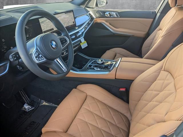 2025 BMW X5 M60i