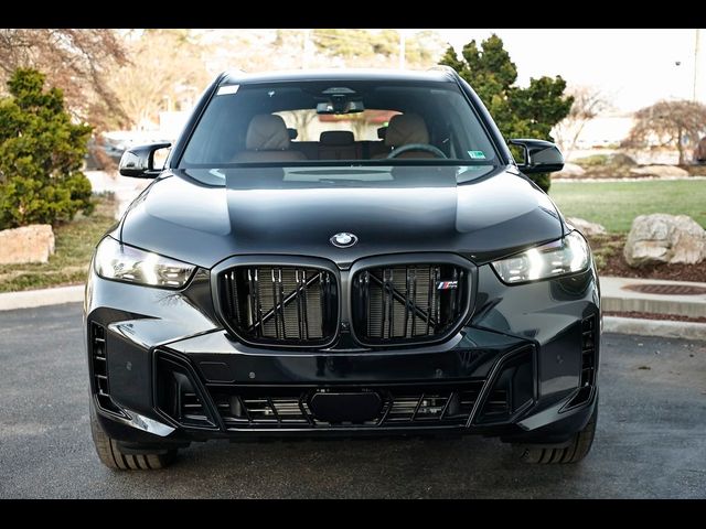 2025 BMW X5 M60i