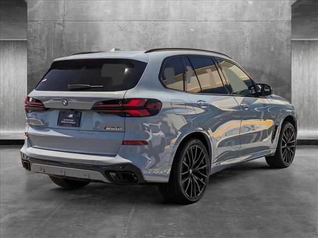 2025 BMW X5 M60i