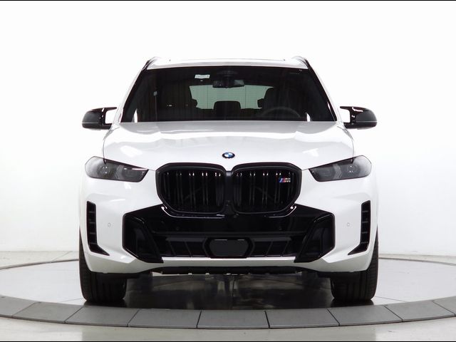 2025 BMW X5 M60i