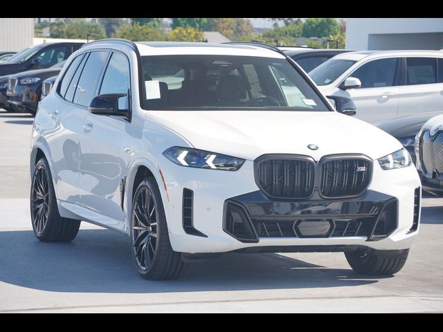 2025 BMW X5 M60i