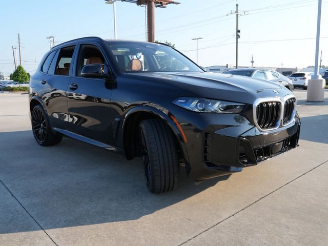 2025 BMW X5 M60i