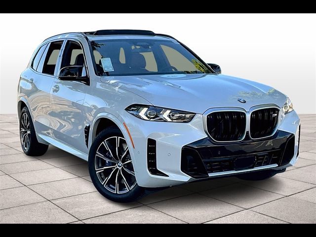 2025 BMW X5 M60i