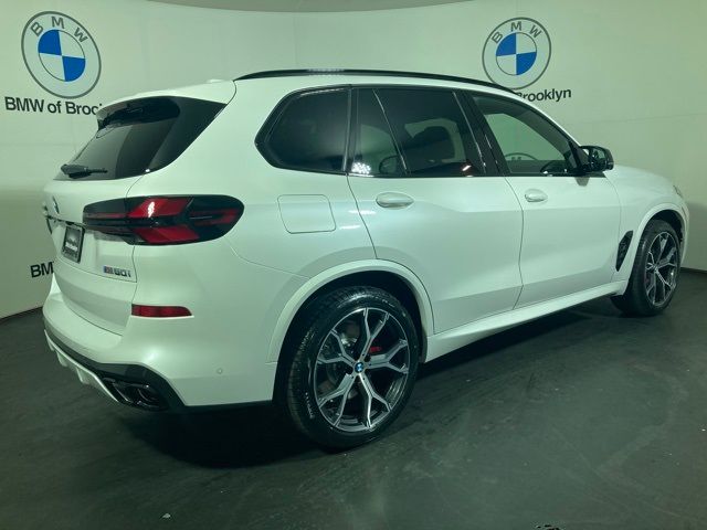 2025 BMW X5 M60i