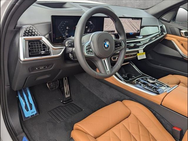 2025 BMW X5 M60i