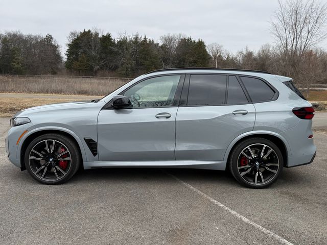 2025 BMW X5 M60i