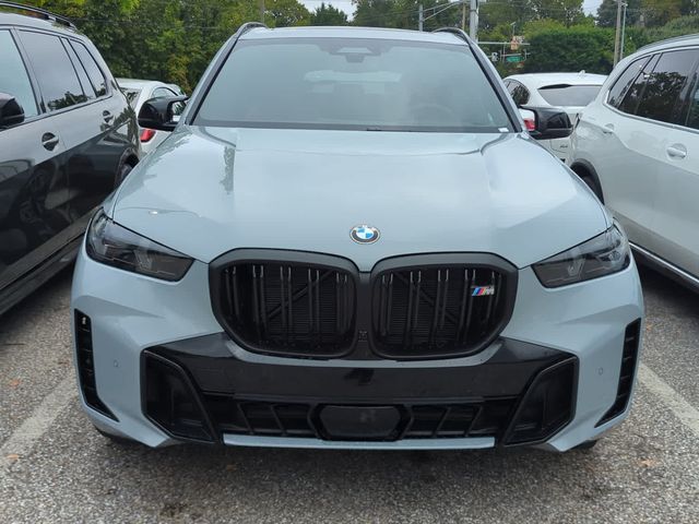 2025 BMW X5 M60i