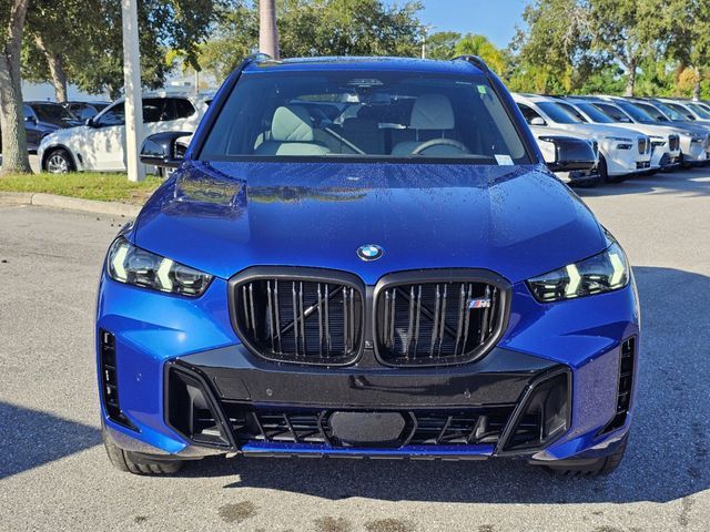 2025 BMW X5 M60i