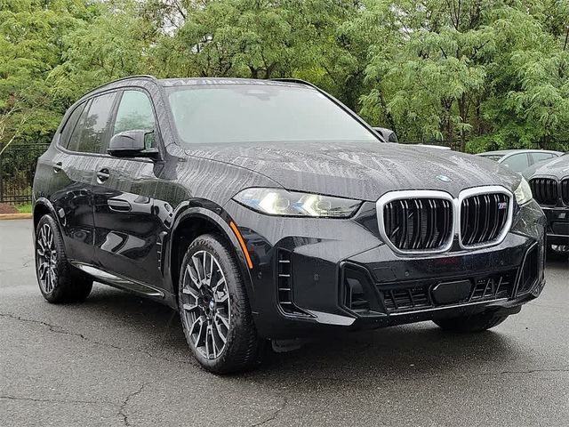 2025 BMW X5 M60i