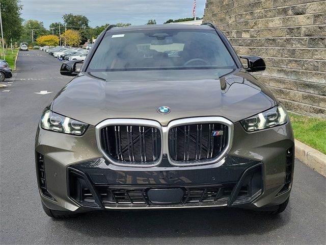 2025 BMW X5 M60i