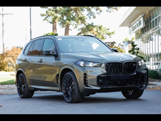 2025 BMW X5 M60i