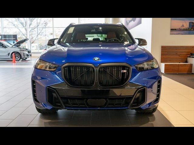 2025 BMW X5 M60i