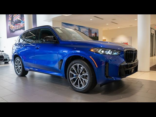 2025 BMW X5 M60i