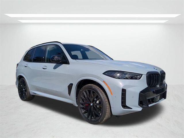 2025 BMW X5 M60i