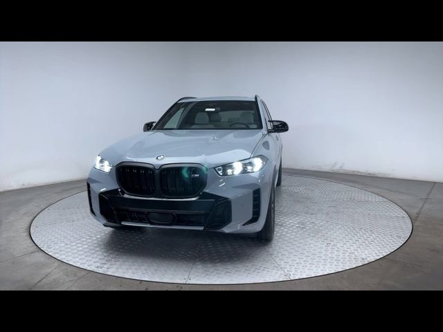 2025 BMW X5 M60i