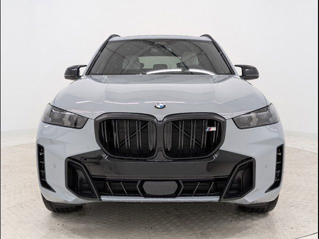 2025 BMW X5 M60i