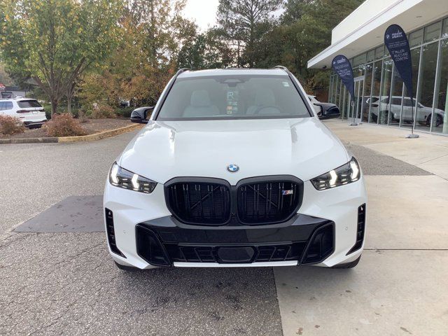 2025 BMW X5 M60i