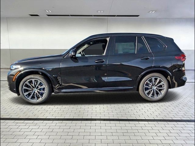 2025 BMW X5 M60i